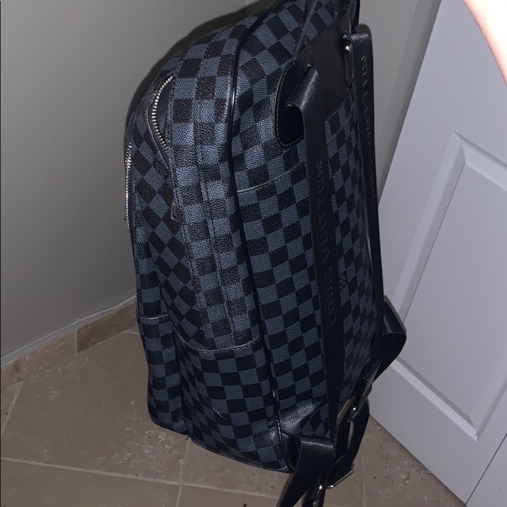 Lo LOUIS VUITTON Damier Graphite Michael Backpack - Picture 3 of 3